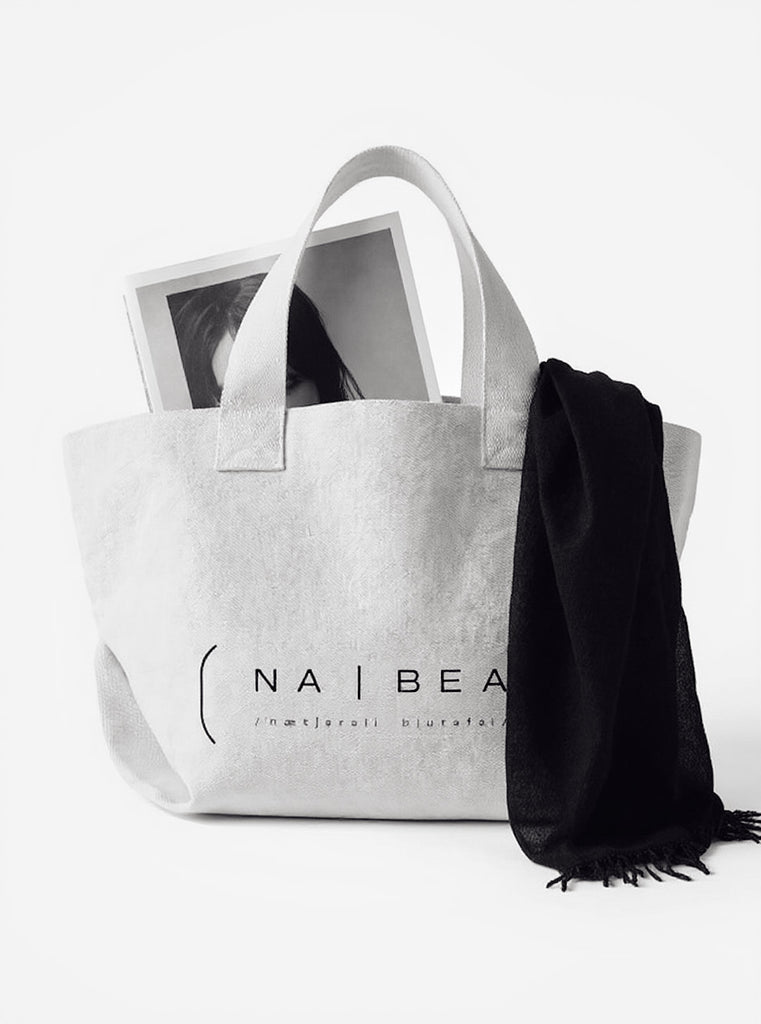 OVERSIZED TOTE BAG